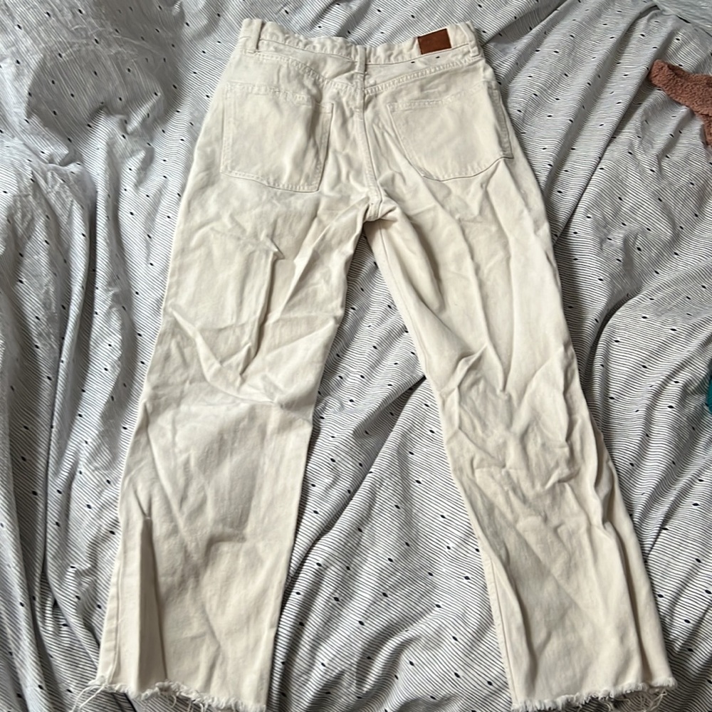 Jeans - Picture 2 of 3